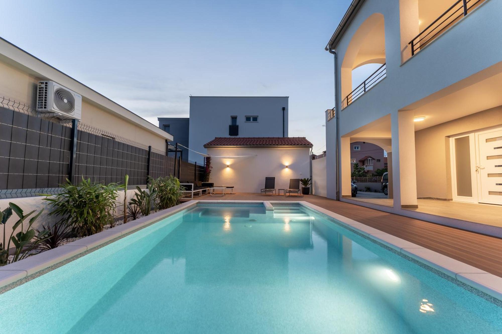 Bernie Apartments With A Pool Zára Kültér fotó