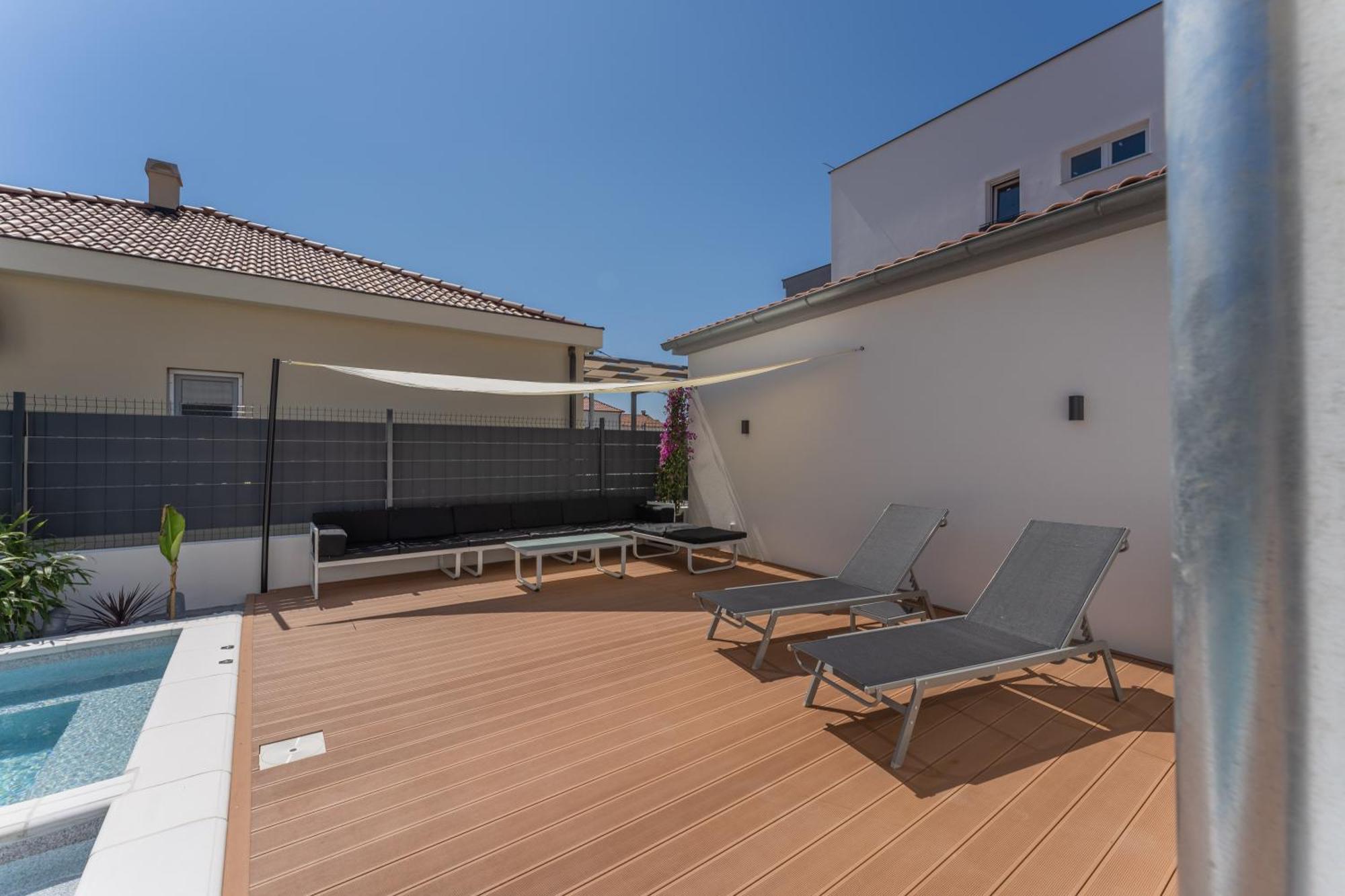 Bernie Apartments With A Pool Zára Kültér fotó