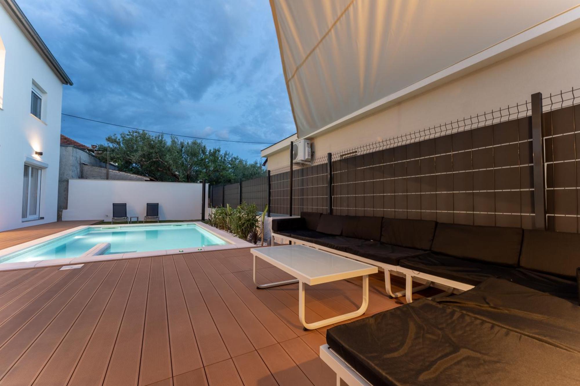 Bernie Apartments With A Pool Zára Kültér fotó